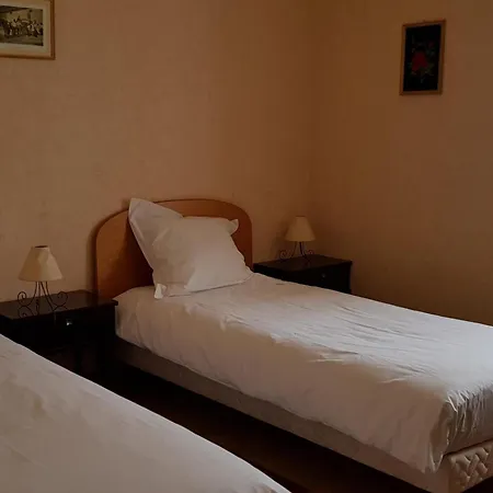 Holiday home Renovee Avec Charme, Draps Inclus - Fr-1-489-177 *